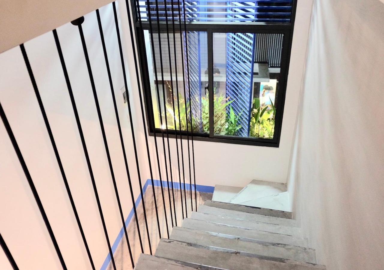 6 Bedroom House - Best Location - 5Mins My Khe Beach Da Nang Luaran gambar